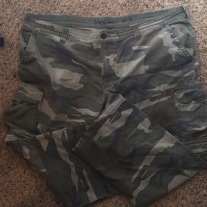 Army camo cargo pants